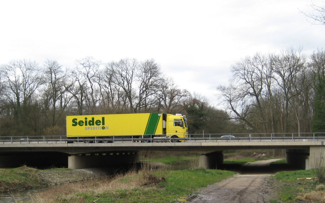 A4: Brücke über die Erft